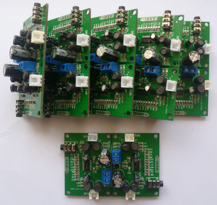 Grüne/gelbe/rote/blaue/schwarze/weiße PCB-Konstruktion und OEM-PCBA-Montage für Spannungsbedarf von 5 V